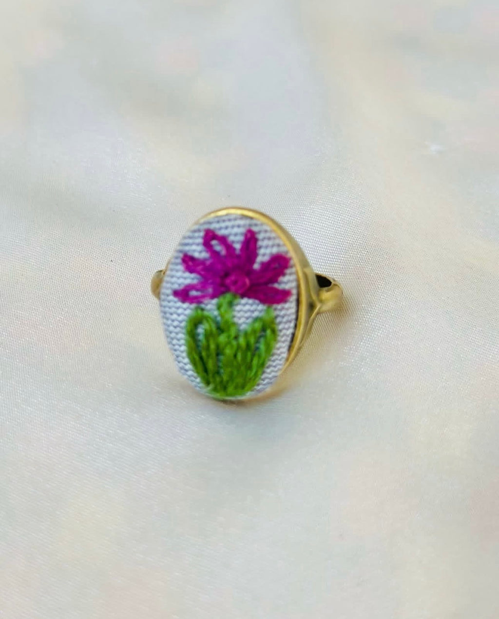 Hand-Embroidered Purple Daisy Minimalist Statement Ring