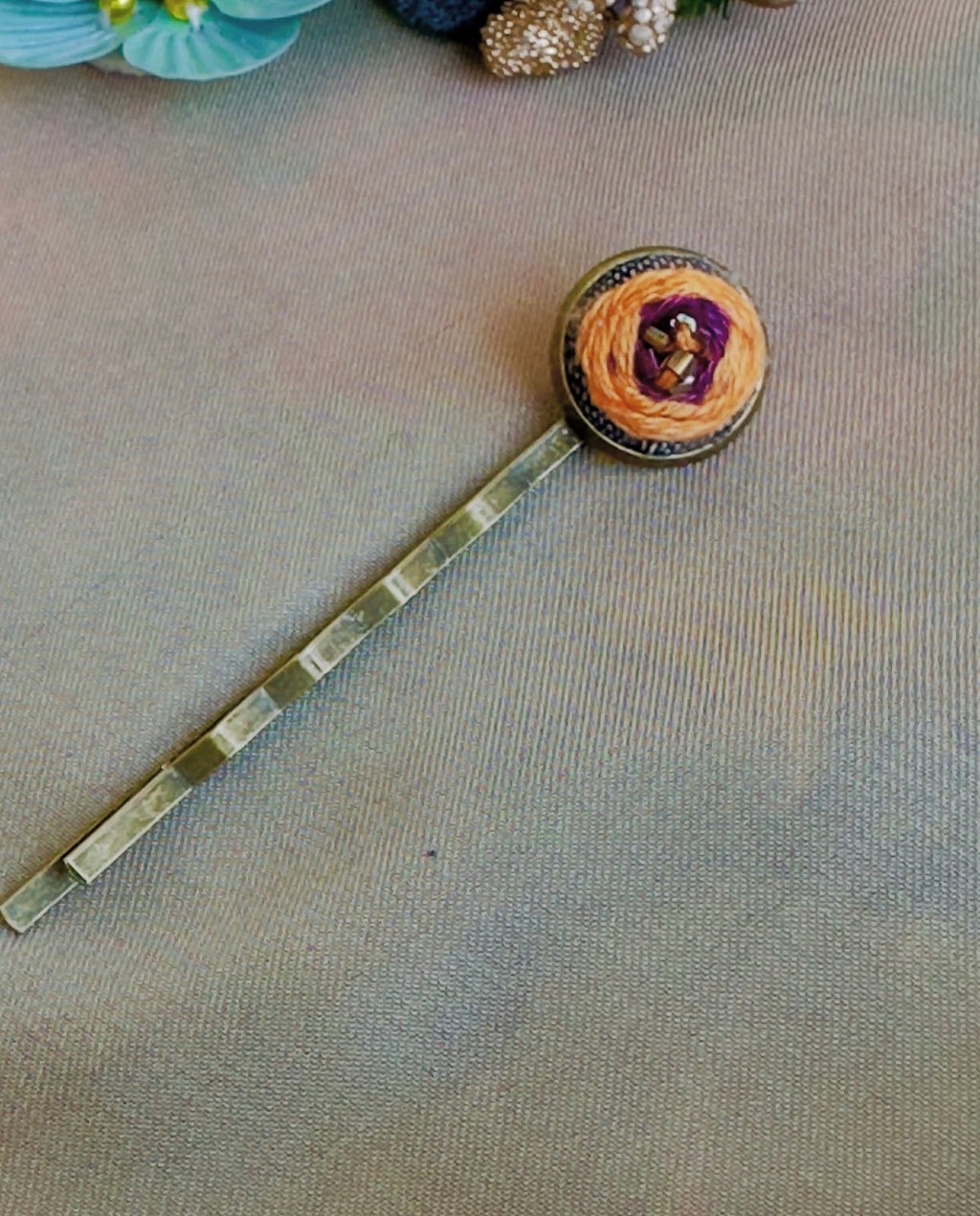 Hand-Embroidered Peach & Purple Hair Pin – Vintage Brass Slide