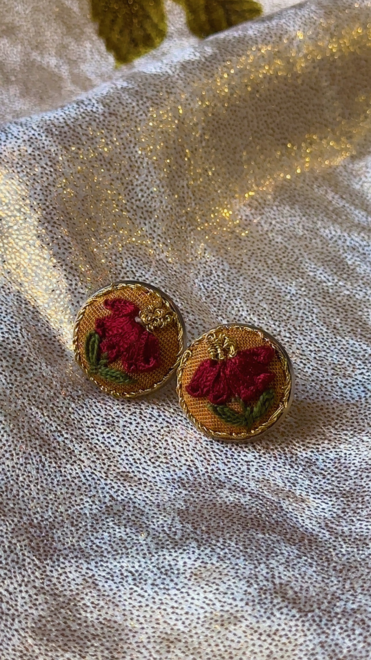 Rosebud Petal Ribbon and Tilla-Work Studs