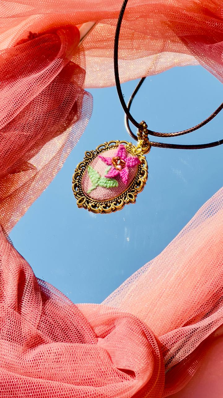 Hand Embroidered Flower Pendant - Vintage Style Gold Filigree Necklace