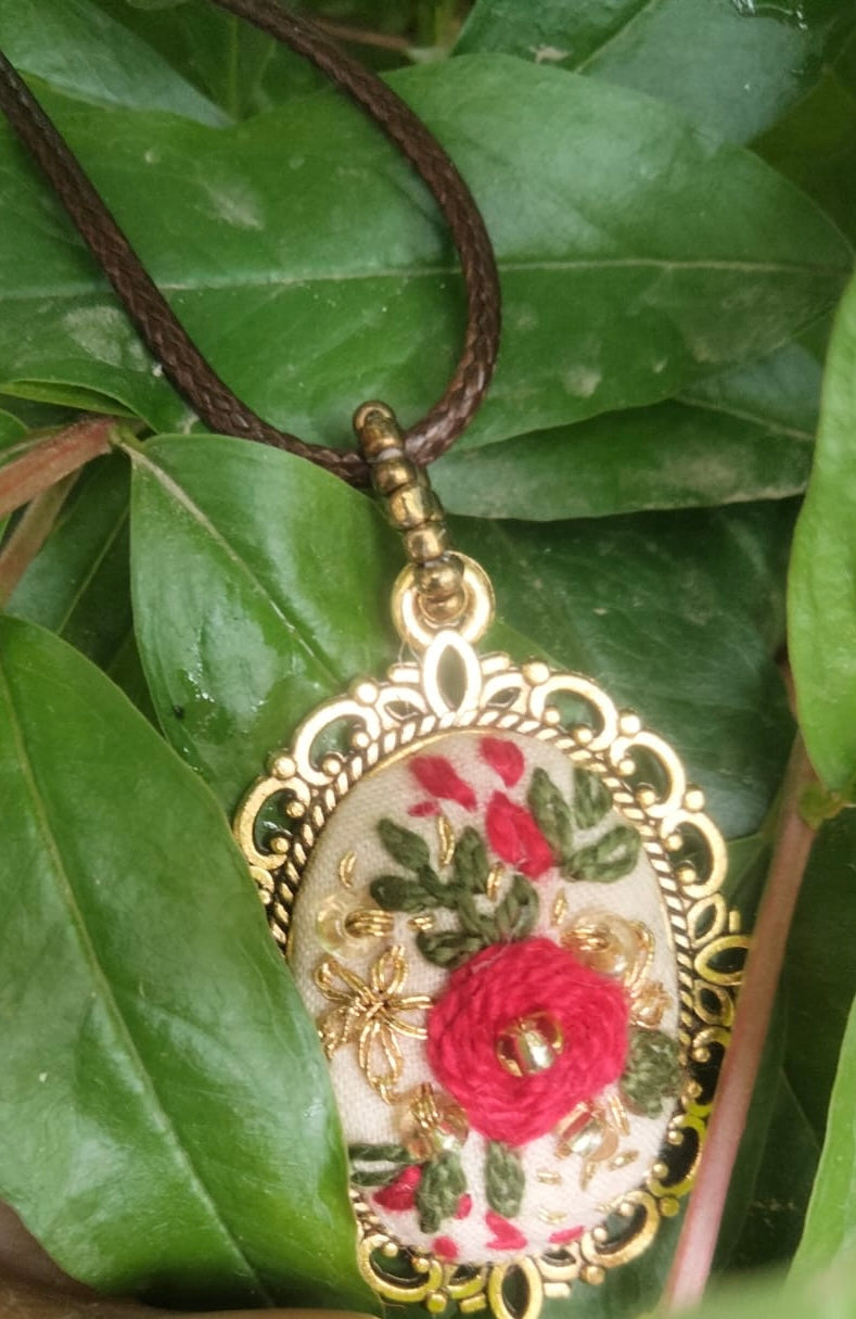 Hand Embroidered Floral Vintage Pendant - Gul-e-Bahar