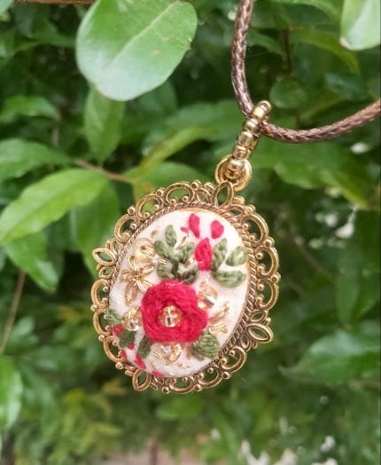 Hand Embroidered Floral Vintage Pendant - Gul-e-Bahar