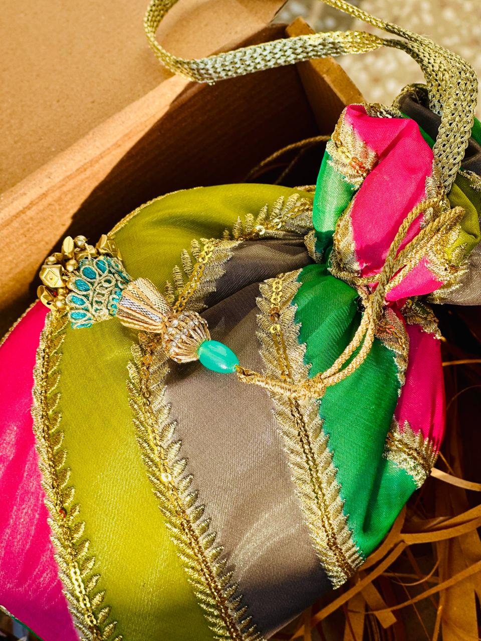 Mah Jabeen: Multi-Color Chatapatti Gota Work Potli