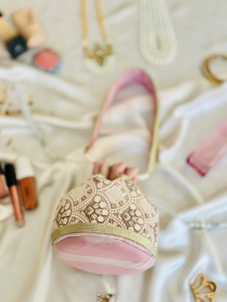 Nishaat: Blush Pink Lattice Embroidered Potli Bag