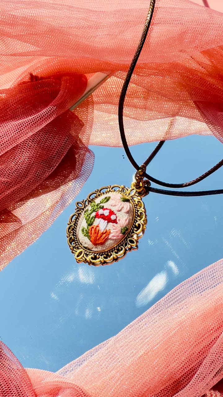 Hand-Embroidered Mushroom Forest Pendant – Vintage Gold Cameo Toadstool Necklace