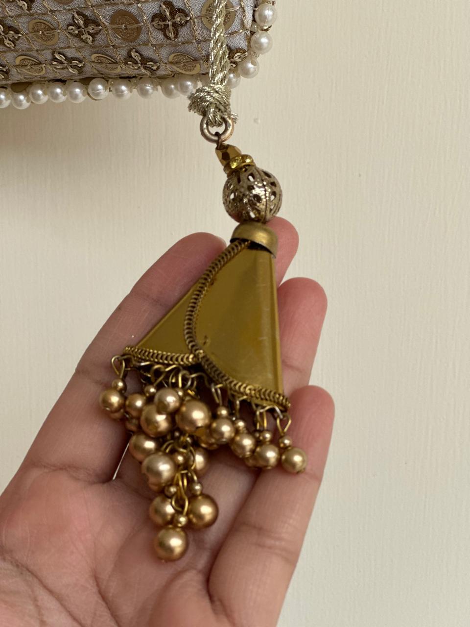 Aroosa: Gold Sequin Grid Potli, Pearl Border & Tassels