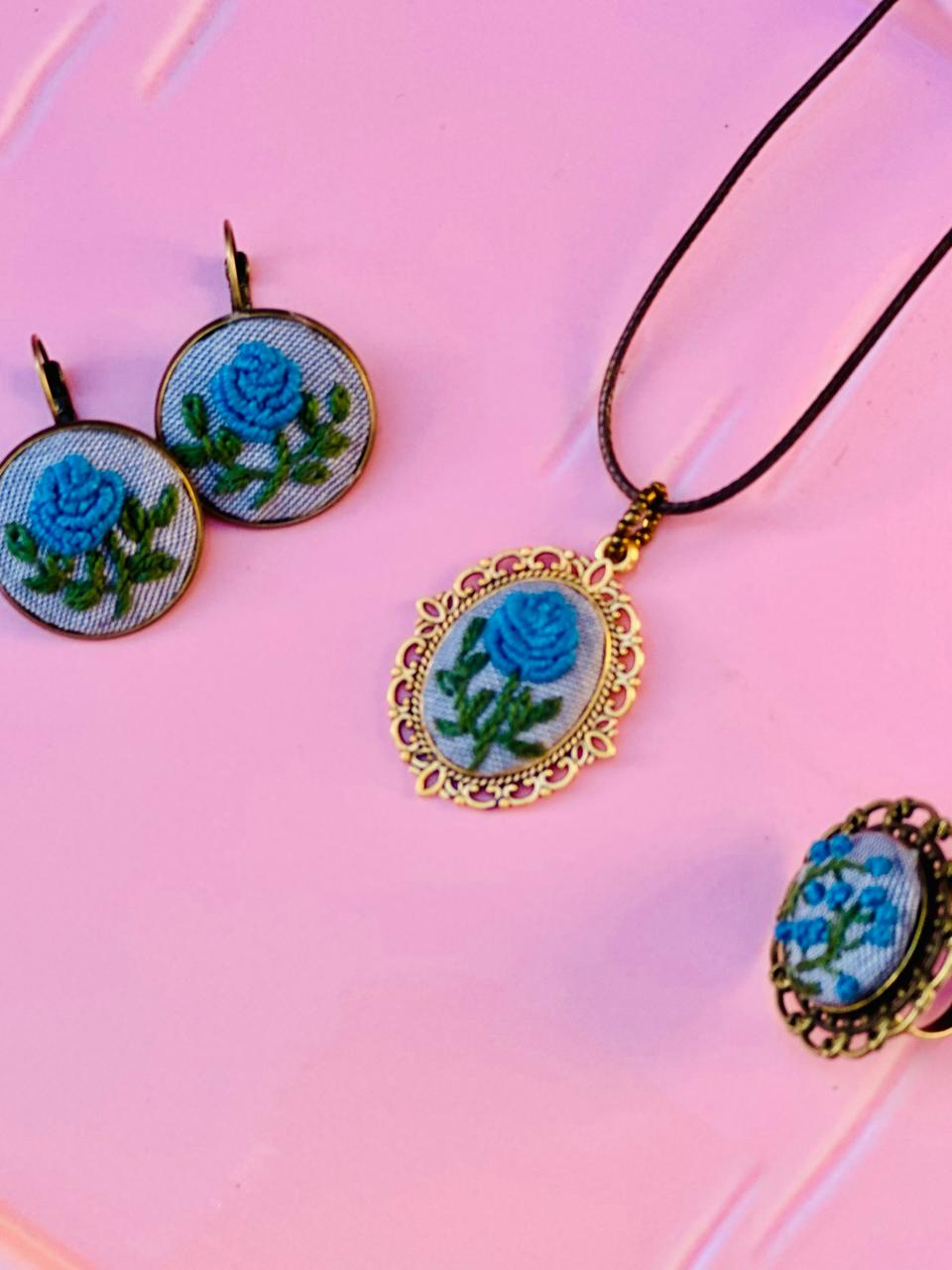 Firoza Gul – Vintage Style Hand-Stitched Rose Earrings