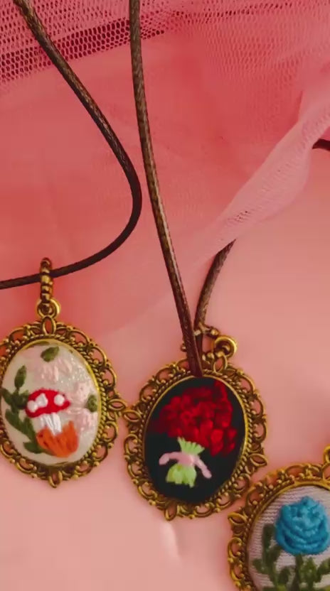 Hand-Embroidered Mushroom Forest Pendant – Vintage Gold Cameo Toadstool Necklace