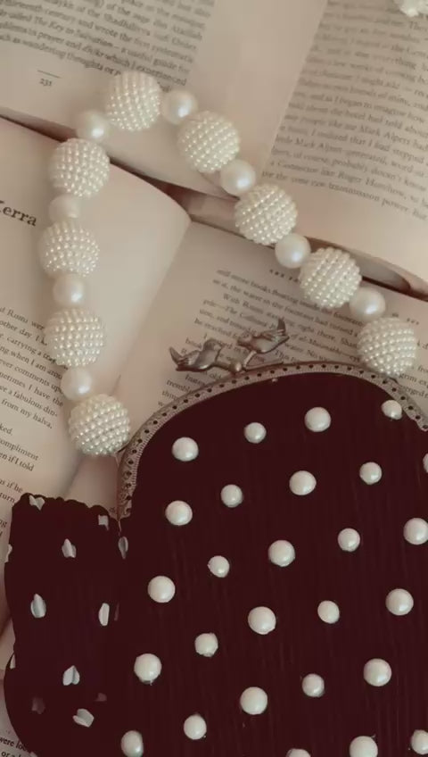 The Dotty Diva: Vintage-Inspired Pearl & Polka Dot Frame Clutch
